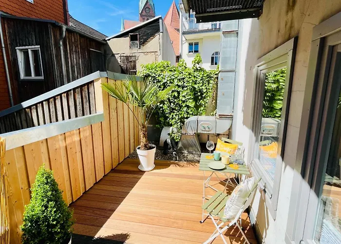 Fewozauber - Dom Oase, Zentrum, Terrasse, Business, Familie, Haustiere